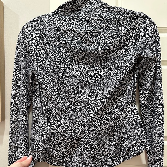 LULU JACKET - Picture 2 of 4